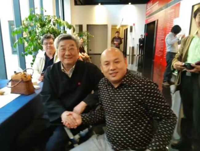 美术师刘侠：笔墨丹青传艺韵，勾勒书画新世界！